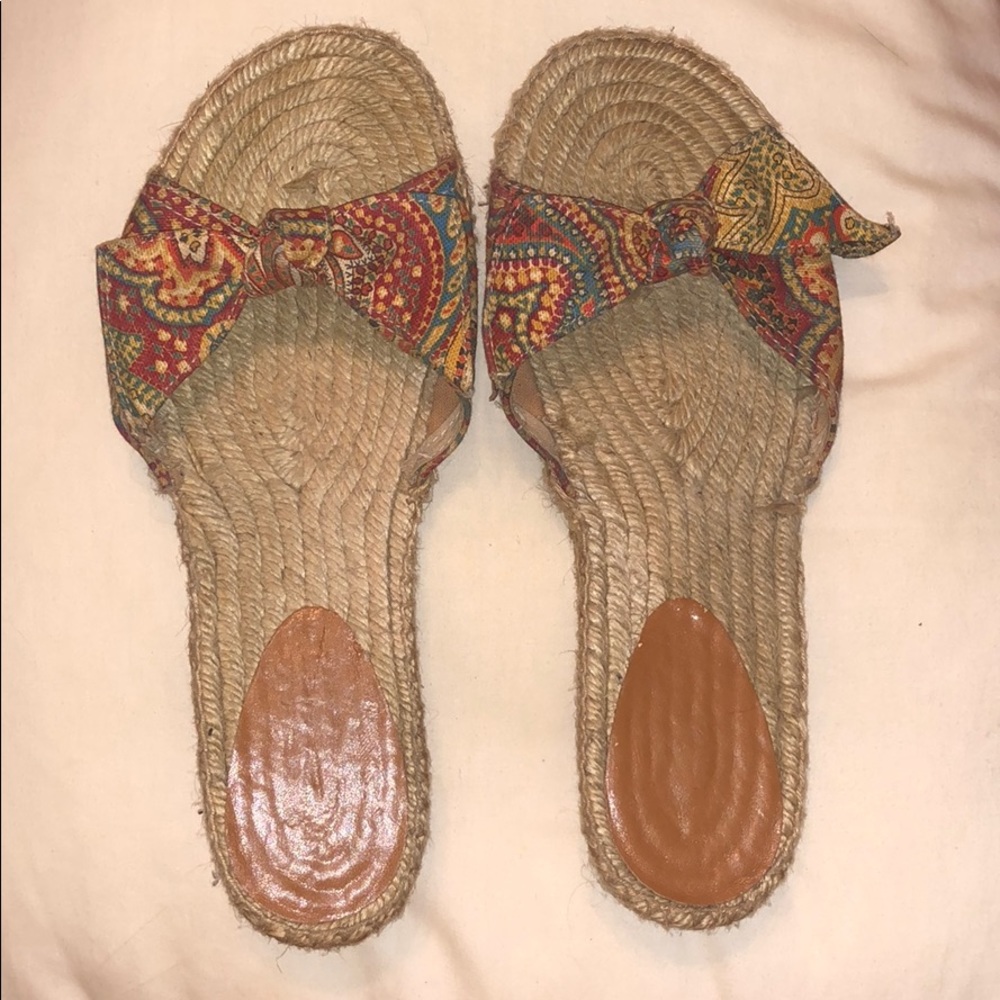 Women’s sandals size 8. Used.